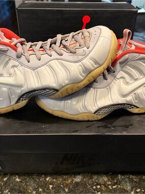 Nike Air Foamposite Pro PRM Pure Platinum Wolf Grey Crimson Size 9 OG Box